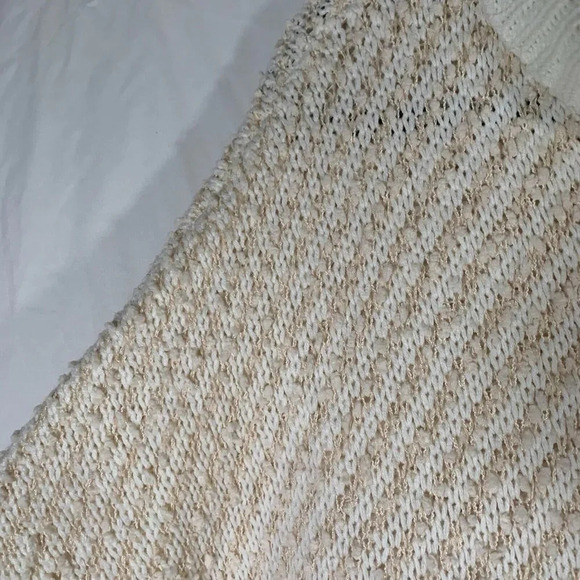 Moon & Madison Sweater Women’s XS Cream White Turtle Neck Oversized Pullover - Picture 8 of 10